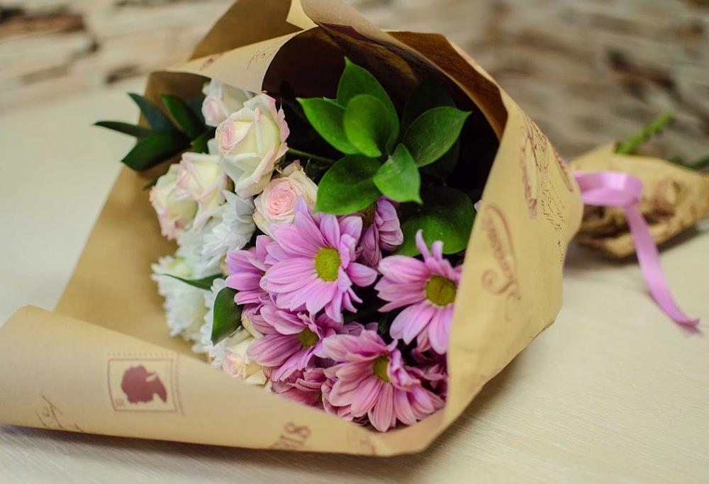 Букет цветов из: Розы и Хризантемы в Гороховке