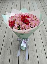 Букет цветов из:  Альстромерии в Гороховке