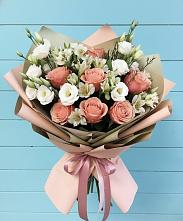 Букет цветов из:  Розы, Альстромерии и Лизиантусы в Гороховке