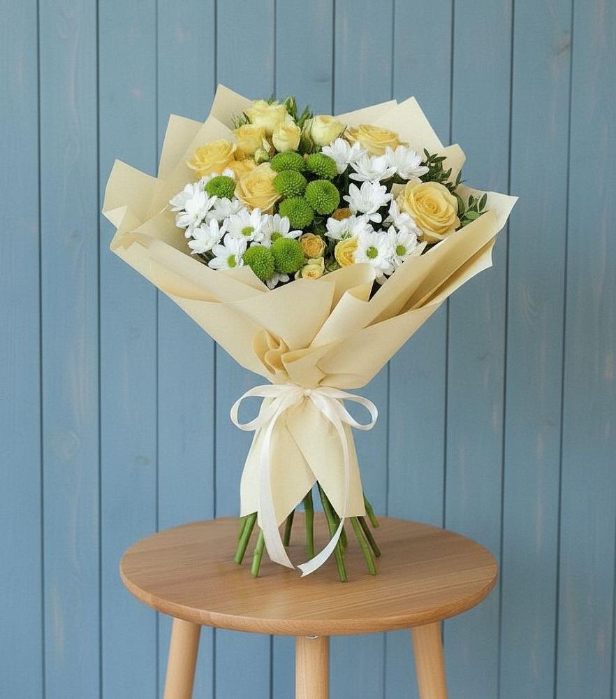 Букет цветов из: Хризантемы и Розы в Гороховке