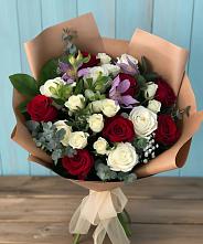 Букет цветов из:  Розы и Альстромерии #REPLACE_PRED# Гороховке