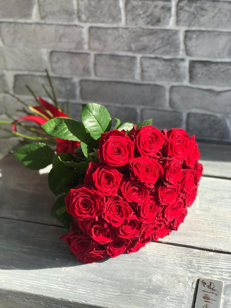 Букет Красные розы Фридом в Гороховке