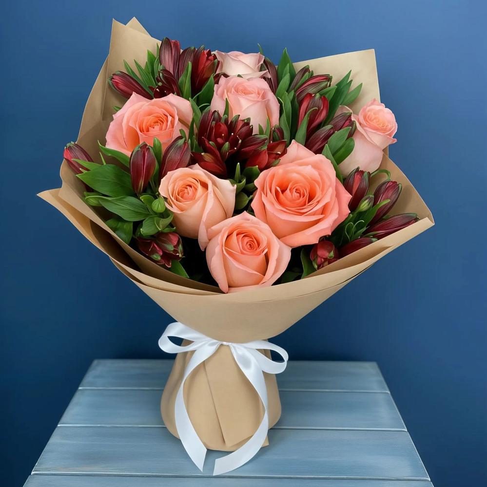 Букет цветов из: Розы и Альстромерии в Гороховке