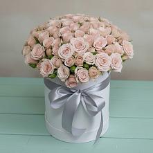 Цветочная композиция из Розы в шляпной коробке в Гороховке