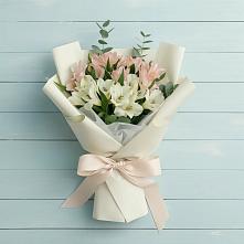 Букет цветов из:  Альстромерии в Гороховке