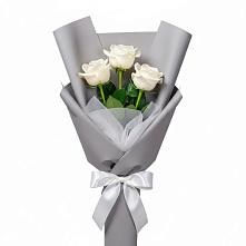 Букет 3 белые розы в Гороховке