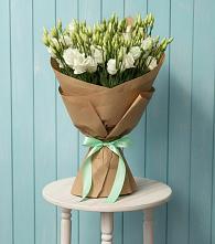 Букет цветов из:  Лизиантусы в Гороховке