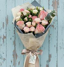 Букет цветов из:  Розы #REPLACE_PRED# Гороховке