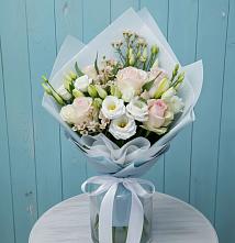Букет цветов из:  Розы и Лизиантусы в Гороховке