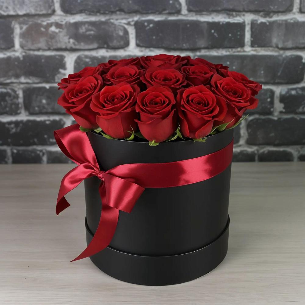 Цветочная композиция из Розы в шляпной коробке в Гороховке